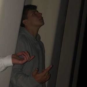 Meet your Posher, Leo